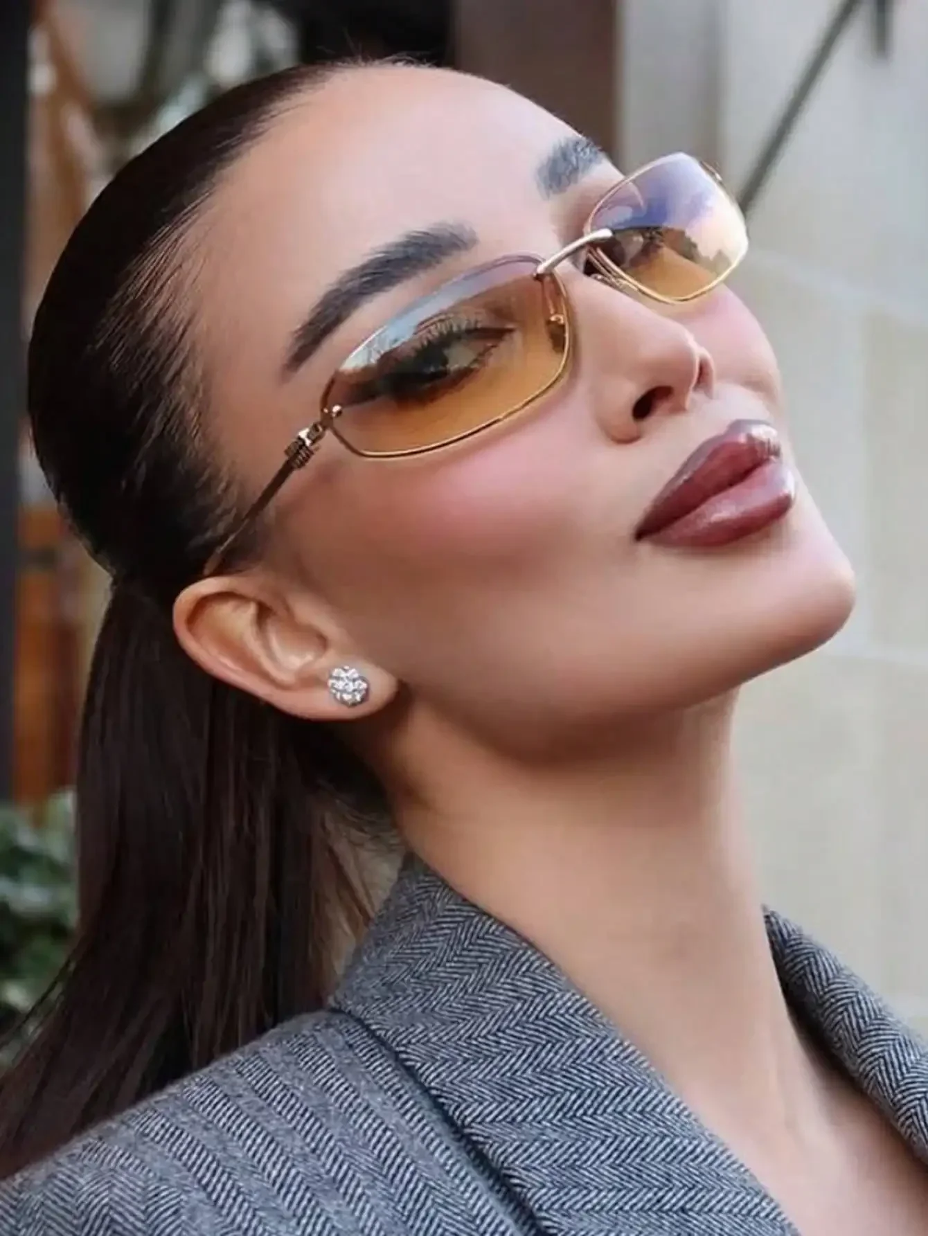 Street Fashion Photographers - 1pc Frameless Oval Fashion Glasses Y2K