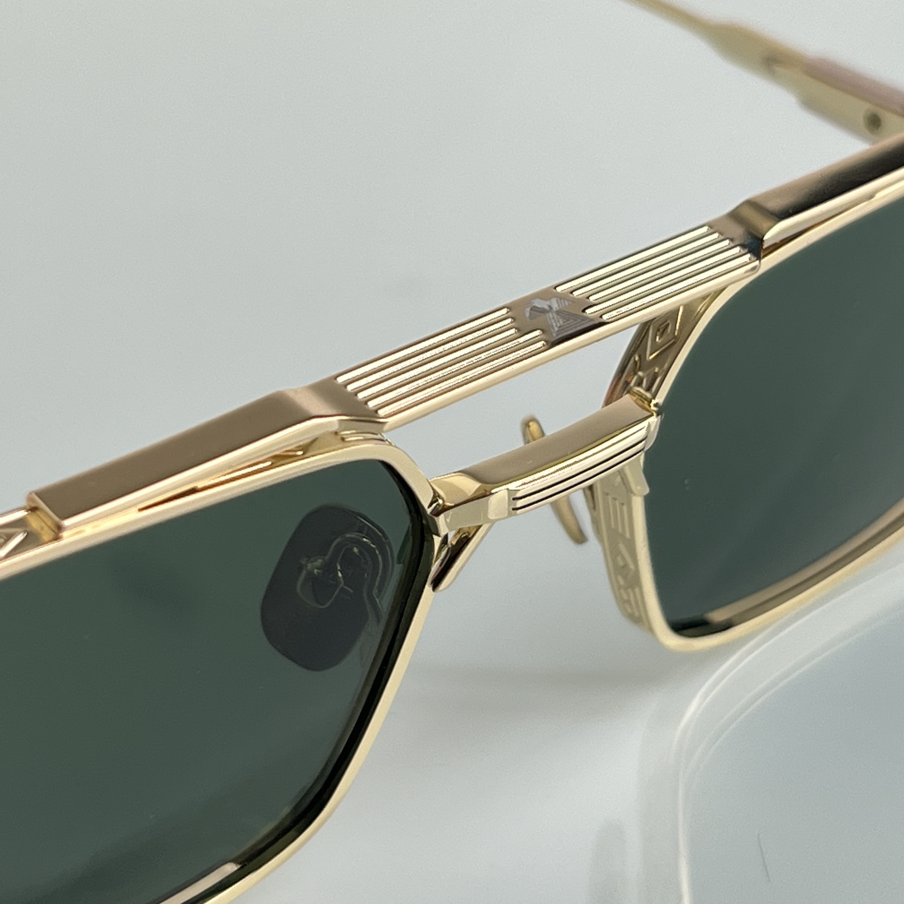  DEAVER Titanium Square Sungla - Street Fashion Photographers ulasan dan harga