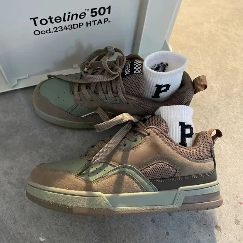 Fashion Vintage Sneakers Men A - Street Fashion Walk ulasan dan harga